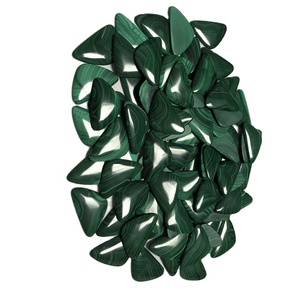 Gemma calibrata 34x21x4mm in malachite verde naturale, triangolare, con retro piatto, convessa, circolare, di livello superiore, con certificato <span class=keywords><strong>GIA</strong></span> per il fai da te. - Product Image 5