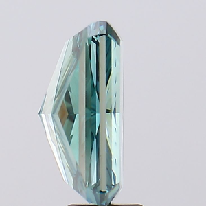 เพชรแล็บเกรด VS2 รูปทรงมรกต น้ำหนัก 1.56 กะรัต สีเขียวสดใส ทรงเรเดียนท์แฟนซี ได้รับการรับรองจาก IGI คุณภาพสูง Luxira Export - Product Image 2