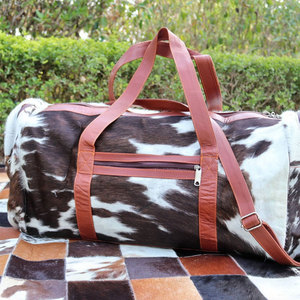 Bolsa de Viaje de Fin de Semana de Pelo de Vaca, Ecológica, Transpirable, de Diseño, Material Cómodo, Gran Capacidad - Product Image 5