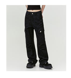 Estilo Náutico Preppy: Popelina azul marino fresca y bolsillos elegantes para una apariencia impecable y lista para la playa. Para Mujeres - Product Image 4