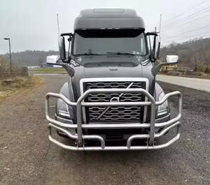 Très demandé à la vente : Camion semi-remorque Volvo VNL64T760 2021 avec cabine couchette à toit surélevé, occasion avec GARANTIE - Product Image 5