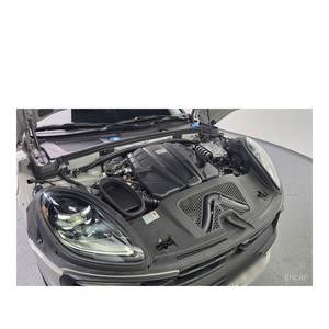 Pour Porsche Macan 2.9 GTS avec caméra de recul, sièges en cuir, conduite à gauche - Décembre 2023, 46 195 km - Product Image 5