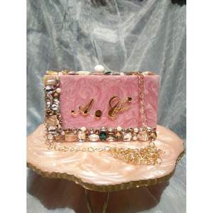 กระเป๋าคลัทช์สำหรับงานกลางคืนของผู้หญิง ดีไซน์หรูหรา ประดับคริสตัลเรซิ่น แฟชั่นทันสมัย - Product Image 2