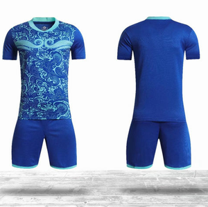 Maillot de football court de qualité supérieure, design personnalisé, col en V, 100% polyester, protection anti-UV, respirant/comfortable, séchage rapide - Product Image 2