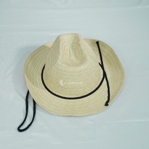Sombrero de Paja Tejido a Mano de Bajo Costo y Precio Económico con Cordón Negro para la Barbilla, Sombrero de Playa, Producción Rápida, Venta al por Mayor en Vietnam - Product Image 5