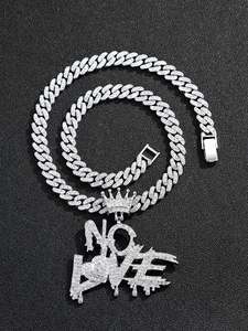 Collar con Colgante de Corazón y Letra Estilo Punk Hip Hop, Oro 14K, Moissanita VVS, Diamante Cultivado en Laboratorio, Joyería con Incrustaciones de Diamantes para Hombre y Mujer - Product Image 2