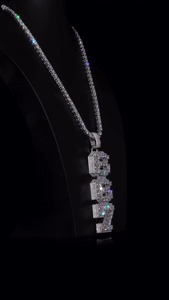 Meilleure Vente Pendentif Hip Hop Personnalisé Lettre Verticale Plaqué Or 14k Moissanite 5.50CT Sertie à Griffes en Argent 925 pour Homme - Product Image 4