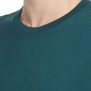 Camisetas de hombre transpirables personalizadas de alta calidad, MOQ bajo, cuello redondo, 100% algodón, corte holgado, a precios de mayorista. - Product Image 4