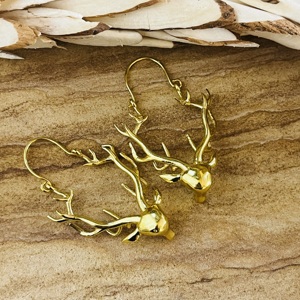 Pendientes de Diseño Único con Ciervo Gótico, Joyería Tribal de Latón para Mujer, Acabado de Latón Antiguo, Diseño de Asta de Ciervo, Venta al por Mayor/OEM/ODM - Product Image 6