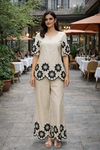 Superbe tissu brodé de qualité supérieure pour haut et pantalon, idéal pour Salwar Kameez féminin, moderne, pour les fêtes, séchage rapide, toutes saisons - Product Image 5