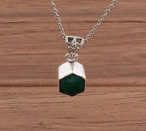 Collier élégant en argent sterling 925 avec pendentif en jade vert serti de pierres vintage, bijoux d'anniversaire scintillants - Product Image 5