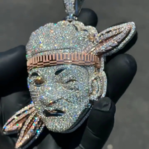 Pendentif Moissanite King Face en Argent 925 Plaqué Or 18K, Micro-Pavé, Luxe, pour Usage Quotidien, Style Hip Hop Iced Out - Product Image 1