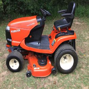 Tractor Cortacésped Kubota GR2120 2WD de Calidad Premium, Mejores Resultados, Componentes Centrales con Rodamientos Disponibles - Product Image 6