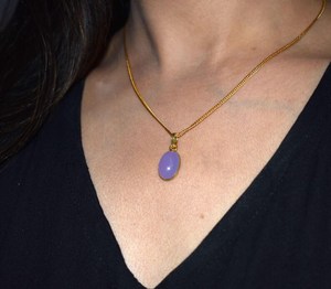 Collier pendentif vintage plaqué or en calcédoine lavande naturelle, fabricant et fournisseur en gros du Rajasthan - Product Image 3
