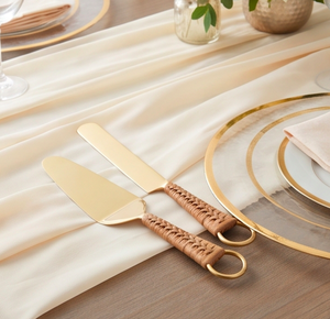 Ensemble élégant de service à gâteau en acier inoxydable finition or mat avec poignée en rotin naturel tressé à la main, parfait pour les célébrations - Product Image 6