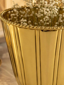Maceta de metal dorado de alta calidad, florero decorativo de latón acanalado con borde de cuentas para decoración del hogar - Product Image 5