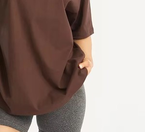 Camiseta de algodón transpirable para mujer, estilo casual, holgada, de manga corta, básica, a la moda, para todas las estaciones, venta al por mayor - Product Image 3