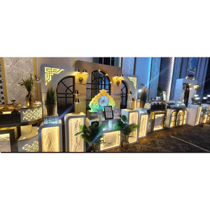 Mostrador de buffet moderno de acero inoxidable con iluminación LED, paneles iluminados y estanterías de exhibición estructuradas - Product Image 1