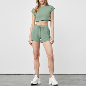 Conjunto Corto Personalizado para Mujer, Top Corto Verde Salvia y Pantalones Cortos con Dobladillo Elástico, Ropa Casual de Verano, Conjunto de 2 Piezas de Terciopelo Transpirable - Product Image 4