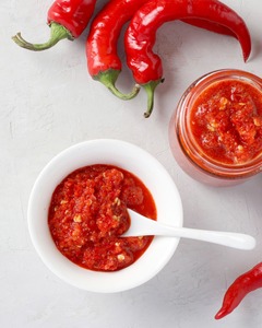 KING Malaysia-Made <b>HALAL</b> Chili Garlic Sauce 320g in Bottle Hot & Spicy Dipping Sauce Ready to Use - Product Image 5