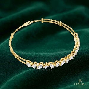 Bracelet en or exquis à double chaîne et diamants, élégant, avec grappe de formes variées, bijoux de fiançailles en diamants de laboratoire, cadeau d'anniversaire - Product Image 4