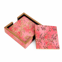 Ensemble de dessous-de-verre carrés en bois oriental faits à la main, imprimés, lavables, décoratifs, à motifs floraux