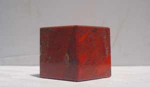 Cube de Jaspe Rouge Naturel, Pierre de Guérison, Cristal Poli, Énergie des Chakras, Décoration d'Intérieur, Reiki, Vente en Gros - Product Image 2