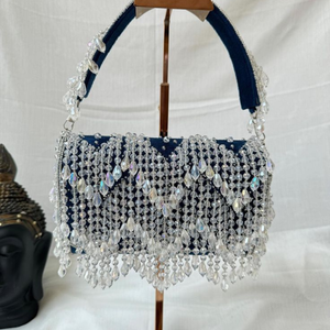 Bolso de mano de terciopelo azul marino hecho a mano con borlas de cristal deslumbrantes - Bolso de noche de lujo con cuentas de corte diamante para novias y color rojo - Product Image 2