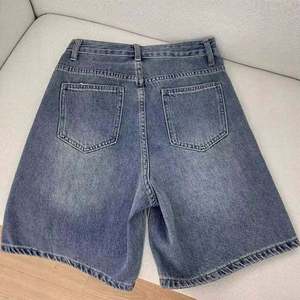 Shorts en jean brodés taille mi-haute RELICSTAR pour femme, style streetwear Y2K, avec ceinture, séchage rapide, respirant, 100 % coton, personnalisable - Product Image 2