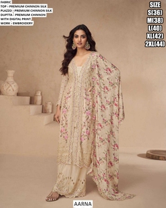 Heritage Bloom <b>kurti</b> - Product Image 2