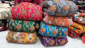 Tissu en crêpe doux imprimé - Product Image 2