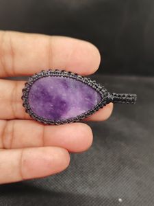 Pendentif en Lepidolite Naturelle Violette avec Finition Brillante, Bijou de Protection Spirituelle en Forme de Cercle pour Hommes et Femmes - Product Image 5