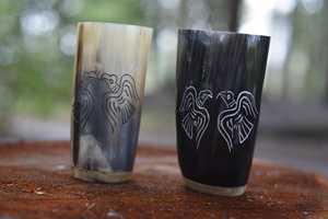 Taza Hecha a Mano de Cuerno de Búfalo Ecológica |   Jarra Vikinga Natural de Cuerno de Buey para Beber Cerveza, Vino o Hidromiel |   Artículos Artesanales de Estilo Americano - Product Image 5