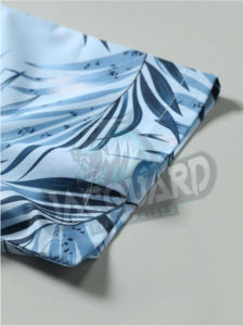 Ensemble décontracté deux pièces pour homme, tendance et personnalisable, couleur unie, col rond, manches courtes, respirant, fabriqué au Pakistan - Product Image 3