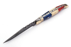 Navaja Plegable de Acero de Damasco con Mango Rojo y Azul, Diseño de Estrella, Hoja de Punta Caída, Apertura con Perilla de Pulgar - Product Image 3