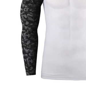 Ropa Deportiva Personalizada, Camiseta Deportiva Sublimada, Material Suave y Elástico, Calidad Premium, Hecha a Medida, en Venta - Product Image 5