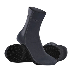 Chaussettes de sport aquatiques unisexes en néoprène avec sangle Velcro réglable, résistantes à l'eau et antidérapantes, légères, pour activités aquatiques en extérieur, service OEM - Product Image 2