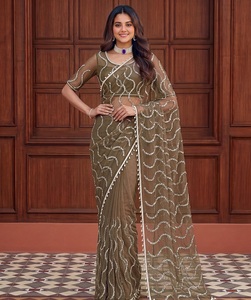 Sari de Boda Tradicional Indio con Diseño Étnico y Elegante, con Material de Red Pesada, Bordado y Lentejuelas, para Mujer, Estilo Moderno - Product Image 1