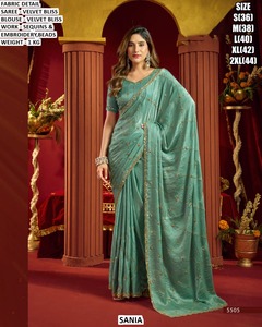 Sari de Terciopelo Lavanda para Mujer SANIA con Bordado de Lentejuelas para Boda - Product Image 2
