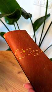 Porte-menu en cuir élégant, porte-comptes de restaurant, porte-liste de vins personnalisé, fabricant ALM-0058 - Product Image 1