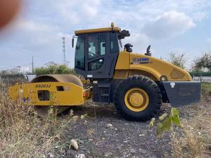 Rodillo Vibratorio Usado 2020 XS223J XS263J con Doble Tambor, Bajo Consumo de Combustible, Pocas Horas de Trabajo, Rodillo Compactador XS263J en Venta - Product Image 6