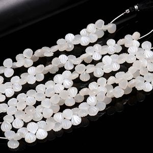 Cuentas de piedra lunar blanca natural talladas a mano, cuentas de piedras preciosas talladas a mano, cuentas de piedra lunar con perforación lateral para joyería - Product Image 1