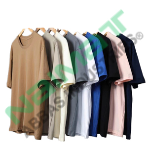 เสื้อยืดแขนสั้นสีดำสำหรับผู้ชาย แบรนด์ Naimat ทรงปกติ คอกลม ผ้าคอตตอนเจอร์ซีย์ พิมพ์ลายตัวอักษร สไตล์ลำลอง - Product Image 6