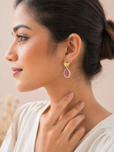ELVORA GEMS Boucles d'oreilles classiques plaquées or avec serti clos, imitation rubis, perle et pierre goutte d'eau pour femme, bijoux de mariage - Product Image 2