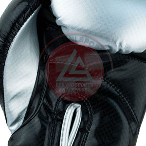 Nouvelles gants de boxe personnalisées en cuir véritable, design innovant, matière confortable, pour le kickboxing et le MMA - Product Image 4