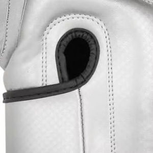 Gants de boxe professionnels à prix d'usine, vente chaude, logo personnalisé, gants d'entraînement en PU avec bandage de maintien pour hommes - Product Image 6