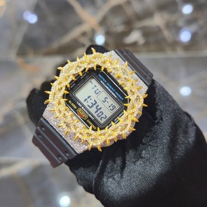 Reloj de Cuarzo con Incrustaciones de Moissanita, Pantalla Digital, Caja de Acero Inoxidable, Correa de Plástico, Resistente al Agua 3BAR, Unisex, para Niños, Servicio ODM - Product Image 3