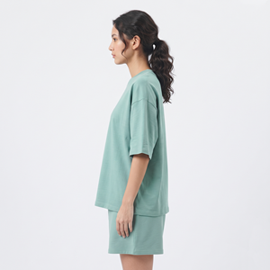 Ensemble décontracté d'été 2026 de haute qualité pour femme : T-shirt court imprimé personnalisé et short assorti (deux pièces) - Product Image 2