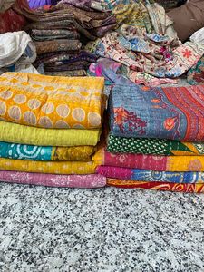 Couette vintage Kantha du Bengale |   Couvre-lit réversible en coton fait main, authentique couvre-lit vintage Kantha du Bengale |   Fait à la main - Product Image 5