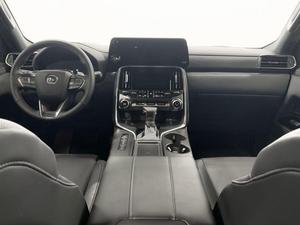 Lexus LX 600 PREMIUM 4WD 2025, Motor V6 Twin Turbo de 3.4L con 409 HP - Product Image 6